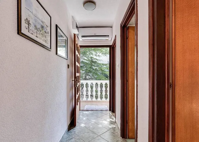 Appartement Fijan *